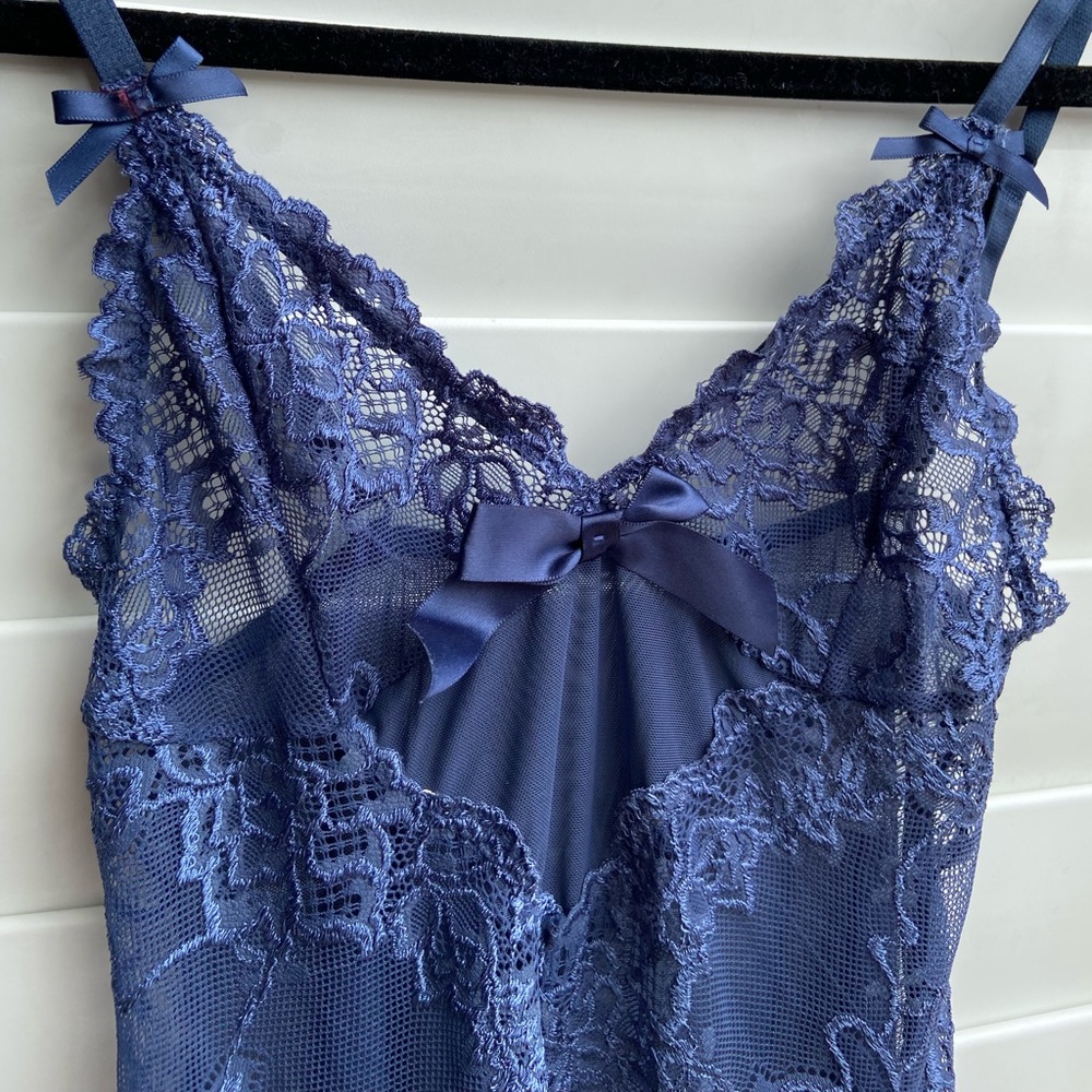 Delicate Full Lace Lingerie Slip